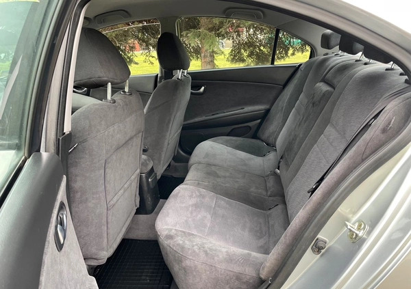 Nissan Primera cena 9900 przebieg: 87000, rok produkcji 2004 z Kobyłka małe 106
